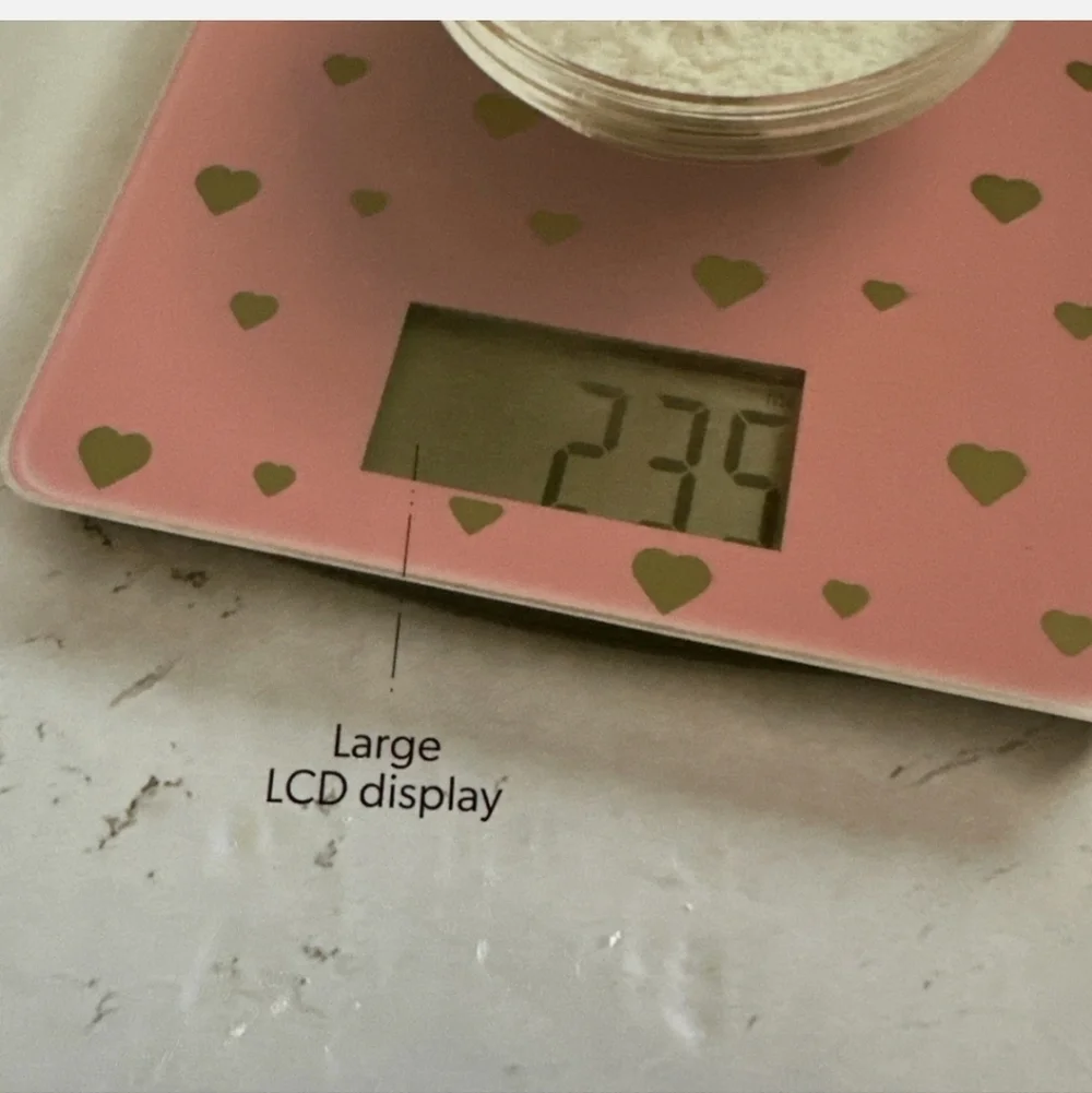 Paris Hilton Pink Heart Digital Glass Scale